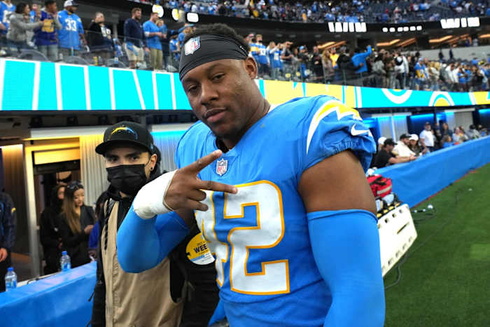 Jan 2, 2022; Inglewood, California, USA; Los Angeles Chargers outside linebacker Uchenna Nwosu (42) celebrates after the game against the Denver Broncos at SoFi Stadium. Mandatory Credit: Kirby Lee-USA TODAY Sports